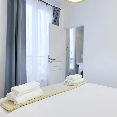 Spacieux -1bdr/4p -le Bas Montmartre Apartment Paris